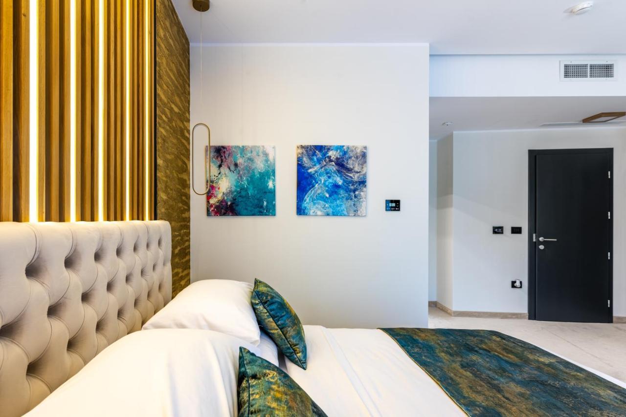Hotel Ivascu 莫伊塞 外观 照片